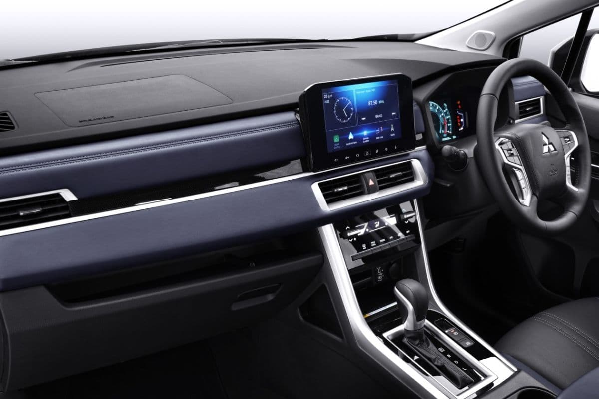 Mitsubishi Xpander - view 2